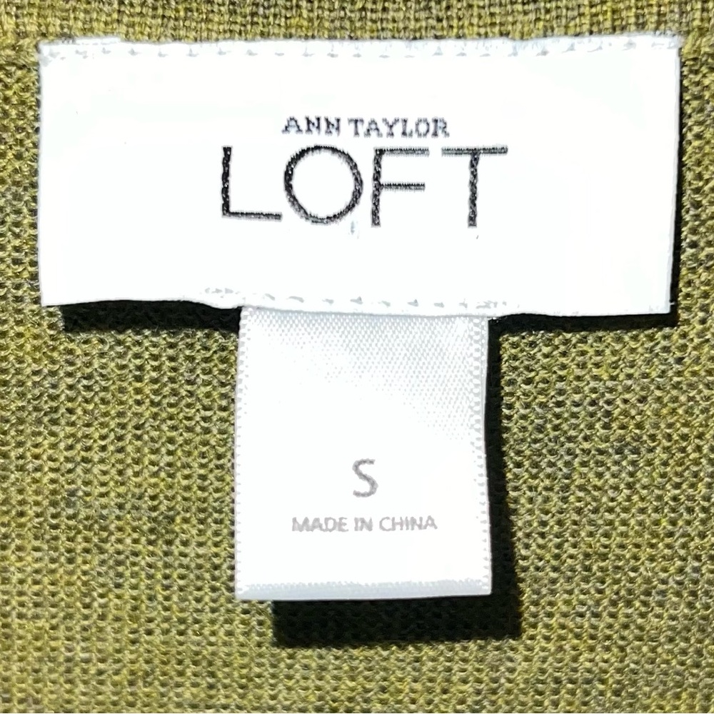 Ann Taylor LOFT V-Neck Cardigan Sweater Sequins Wool Button Lime Green Sz Sm - Picture 4 of 7